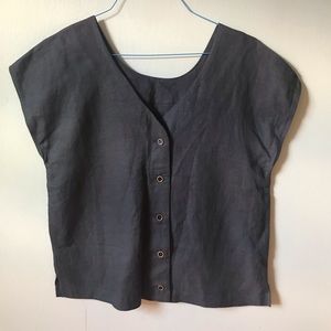 Reversible Button Top